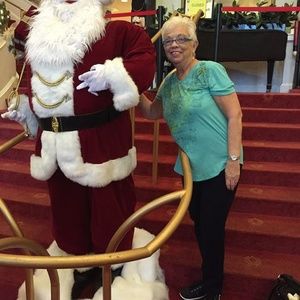 Meet your Posher, Carole